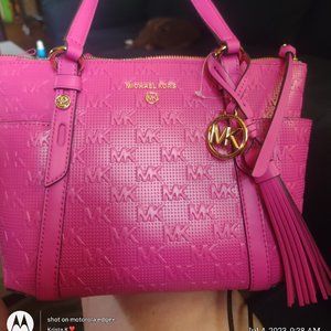 Brand new never used Michael Kors purse